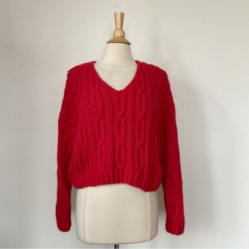 Solid Red Cable Knit V-Neck Cropped Sweater